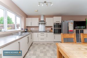 Kitchen/Dining Room- click for photo gallery